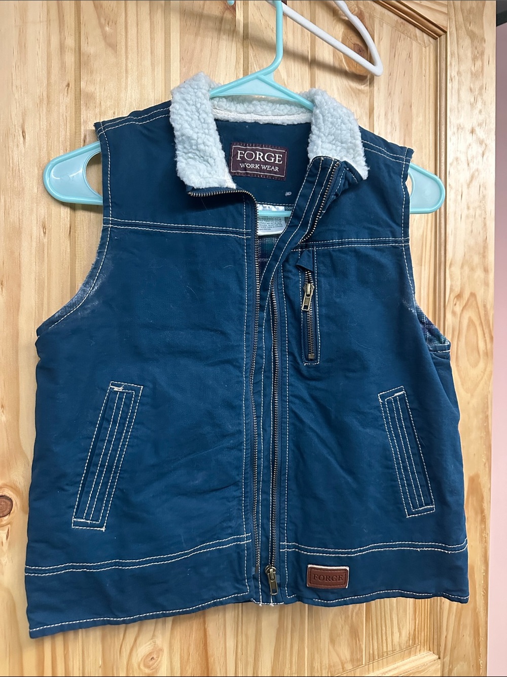 Women's Navy Sherpa-Lined Vest